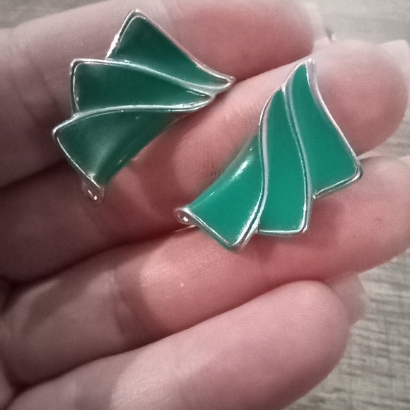 Colorful Earrings-Pack Of Five - Picture 5 of 6